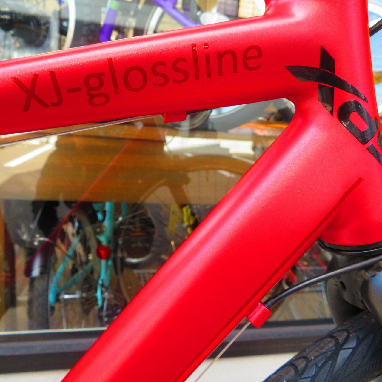 40,000(税抜）で購入できるクロスバイク ～XDS-Gloss Line/グロス 